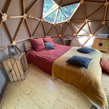Dome/insolite/parc Regional Du Pilat Saint-Appolinard (Loire)